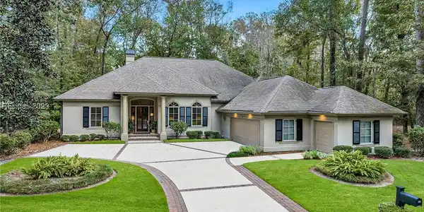38 Newberry Court