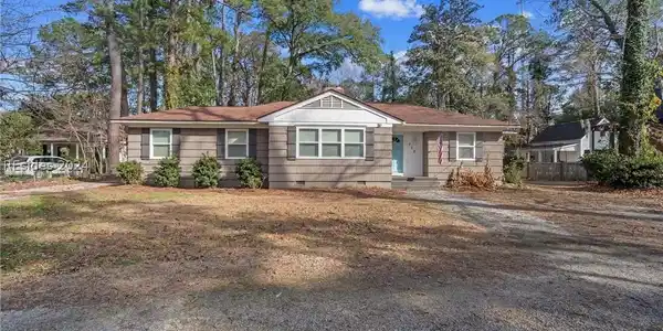 112 N Hermitage Road