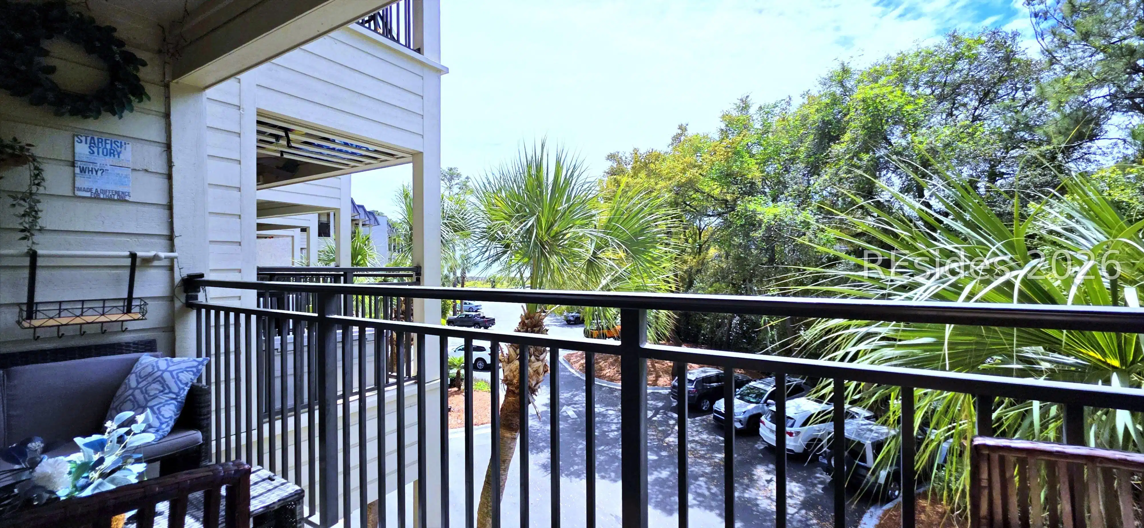 Image 1: Ocean view in the distance. Image 1: Ocean view in the distance.