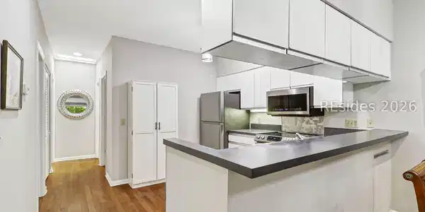 Image 4 Image 4