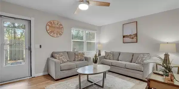 400 Wm Hilton Parkway