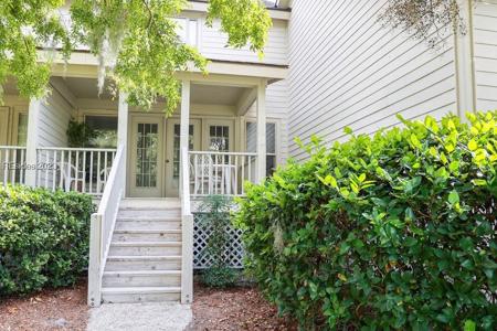 12 Valencia Road