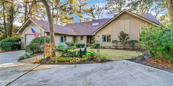 26 Persimmon Place