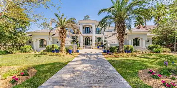 11 Harrogate Drive