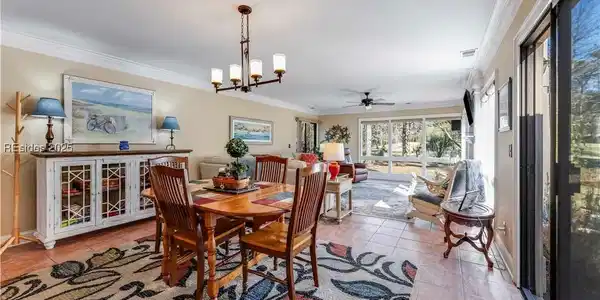1 High Bluff Road