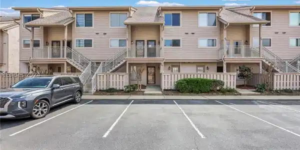 15 Deallyon Avenue