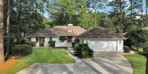 196 White Oaks Circle