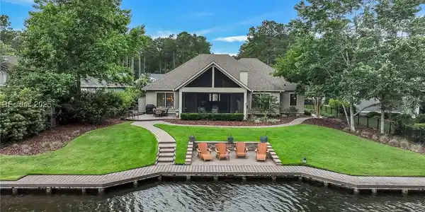 472 Hampton Lake Drive