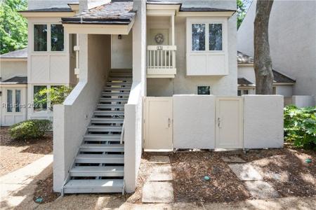 24 Deallyon Avenue
