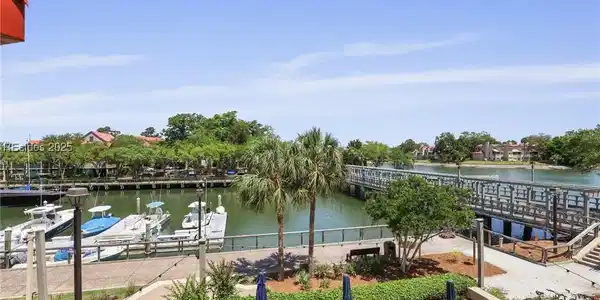 17 Harbourside Lane