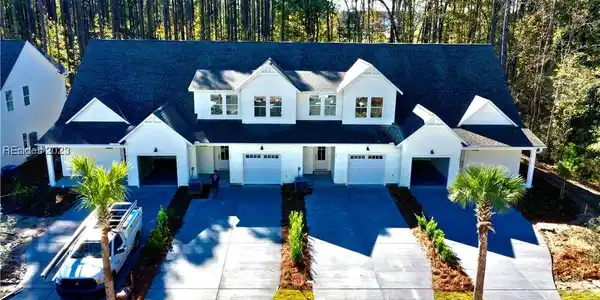 5 Marlowe Way