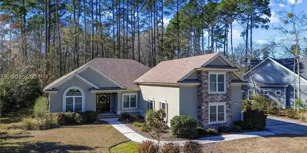3 Raintree Lane