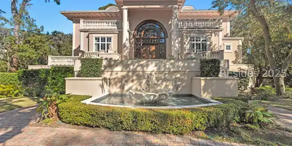 62 Yorkshire Drive