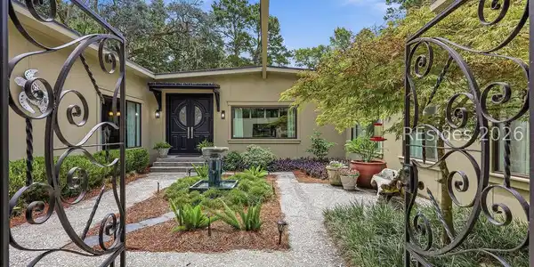 41 Willow Oak Road W