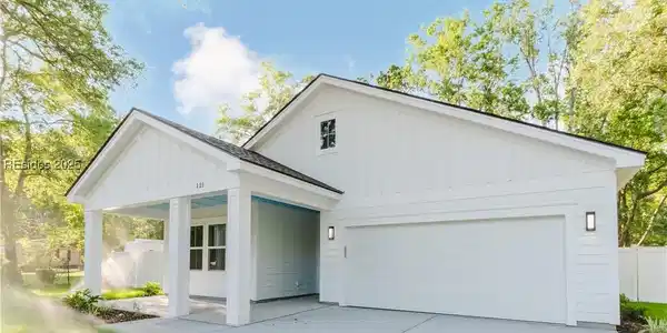 121 Joppa Road