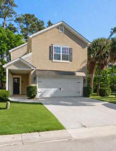 10 Hanahan Lane