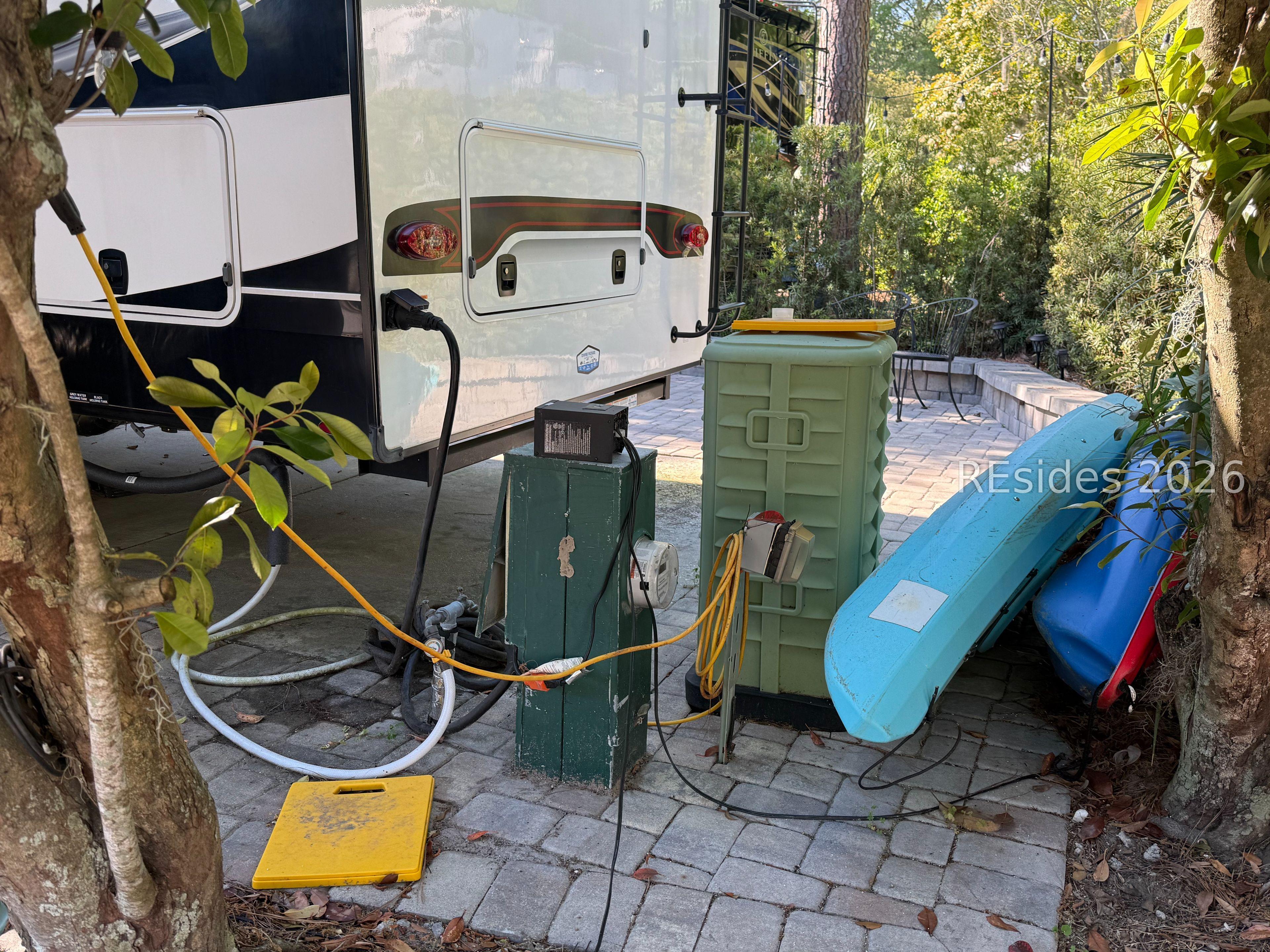 Image 3: HHI RV Resort Hook Ups
