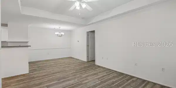 Image 4 Image 4