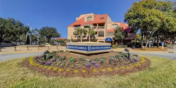 9 Harbourside Lane