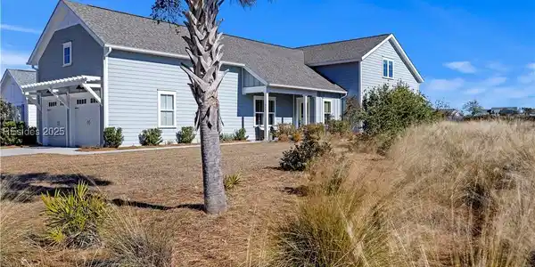 330 Castaway Drive