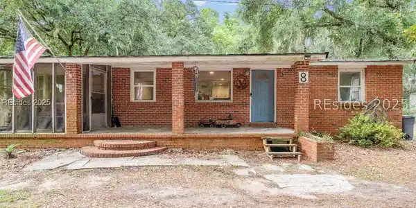 8 Billy Hill Road