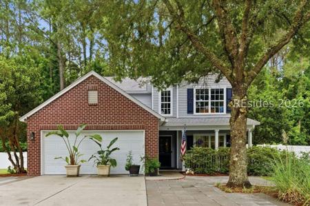 6 Hemlock Court