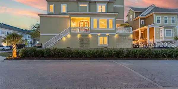 90 Sandcastle Court