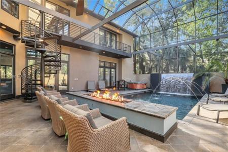 17 Firethorn Lane