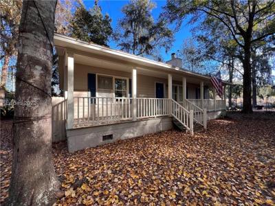 32 Baywood Drive