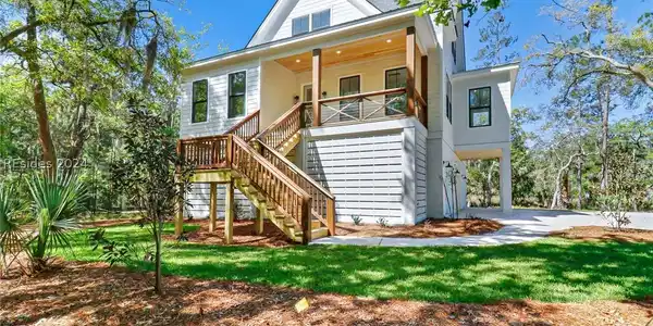 5 Belfair Point Drive