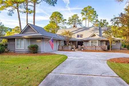 21 Oyster Bay Place