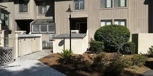 125 Shipyard Drive