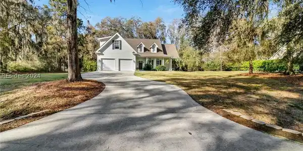 62 Gadwall Drive W