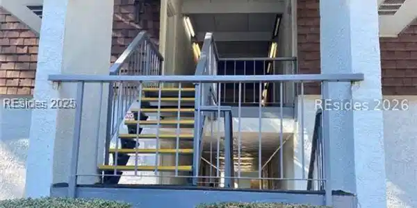 Image 3: upstair 1st building Image 3: upstair 1st building