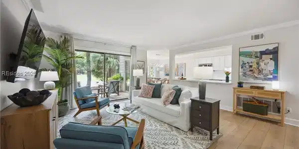 108 Lighthouse Road