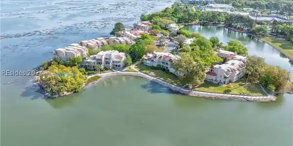 5 Newport Drive
