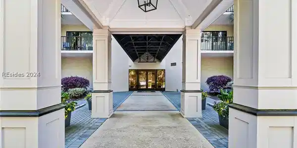 3 Wimbledon Court