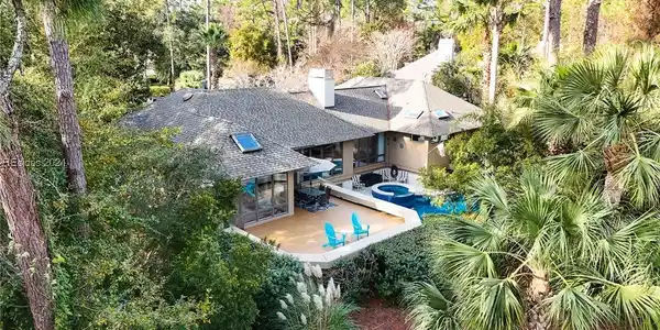 33 Long Brow Road