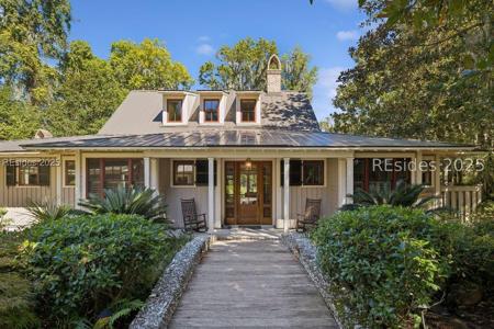 16 Live Oak Forest