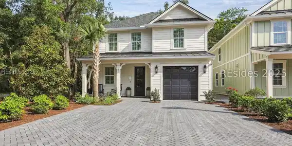 201 Halyard Drive
