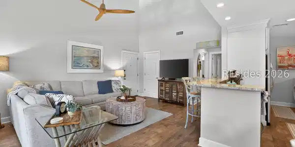 108 Lighthouse Road