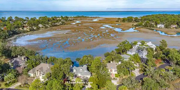 17 Sams Point Lane