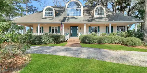 14 Tabby Point Lane