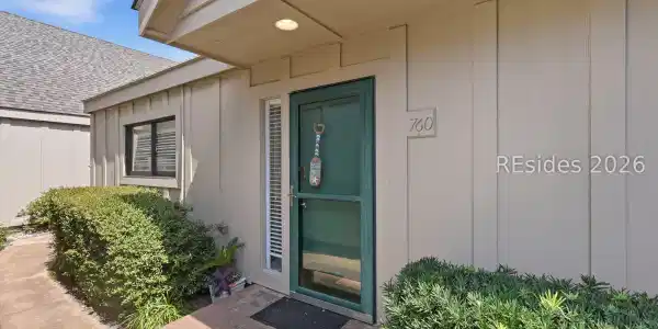 45 Queens Folly Road