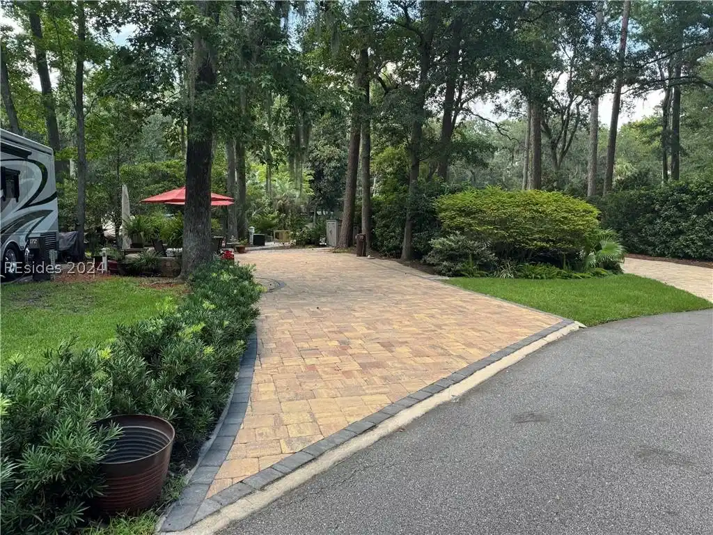 Image 1 Image 1