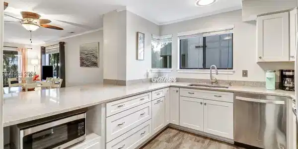 36 Deallyon Avenue