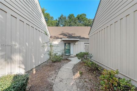 45 Queens Folly Road