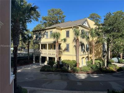 8 Leeward Passage