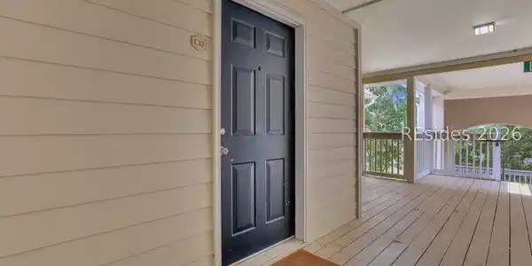 Image 3: Entry for unit C-32 Image 3: Entry for unit C-32