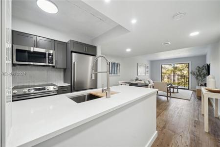 34 S Forest Beach Drive